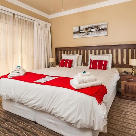 Guesthouse De Tijger Lodge Parow Buitenkant foto