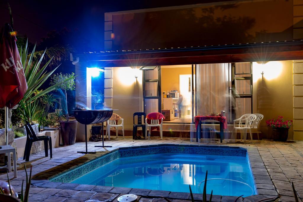Guesthouse De Tijger Lodge Parow Buitenkant foto