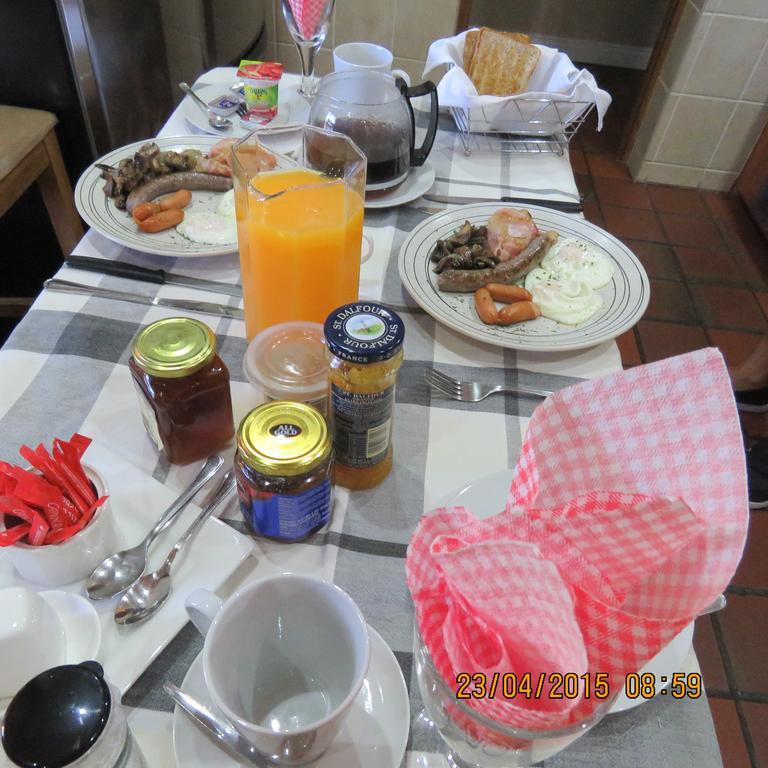 Guesthouse De Tijger Lodge Parow Buitenkant foto